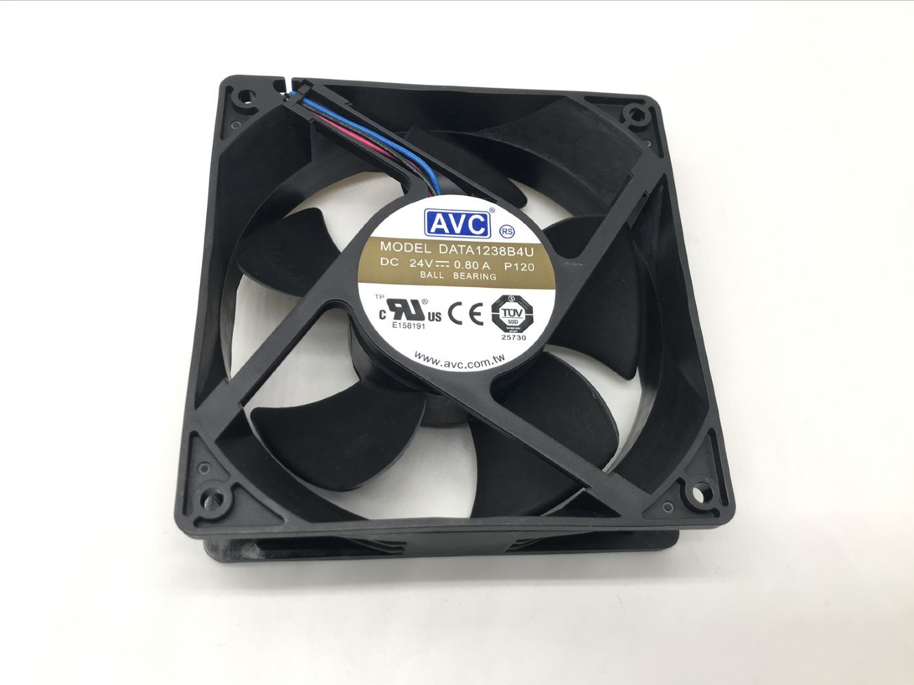 AVC直流散热风扇